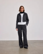 Laden Sie das Bild in den Galerie-Viewer, Short Wool Jacket Balmi