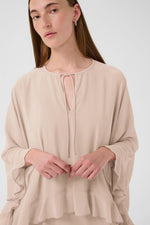 Laden Sie das Bild in den Galerie-Viewer, Cape 2-in-1 Dress Adelyn