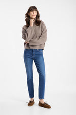 Laden Sie das Bild in den Galerie-Viewer, Suzy Ring Stretch Denim