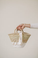 Laden Sie das Bild in den Galerie-Viewer, The Mini Lettering Basket