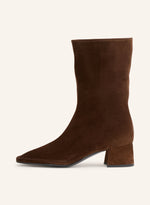 Laden Sie das Bild in den Galerie-Viewer, Stiefelette Berlin Suede
