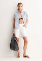 Laden Sie das Bild in den Galerie-Viewer, Jeans Short Thalinaa weiß
