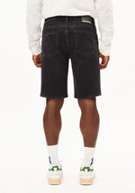 Laden Sie das Bild in den Galerie-Viewer, Naailo Denim Shorts black washed
