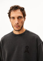 Laden Sie das Bild in den Galerie-Viewer, Iconic Å GMT Dye Sweatshirt
