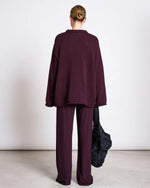 Laden Sie das Bild in den Galerie-Viewer, Jumper Sona

