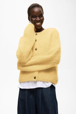 Laden Sie das Bild in den Galerie-Viewer, Knit Cardigan Jetra
