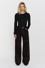 Laden Sie das Bild in den Galerie-Viewer, Turid Flocked Denim Jeans
