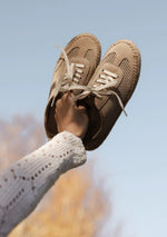 Laden Sie das Bild in den Galerie-Viewer, Sneaker Jaida sand
