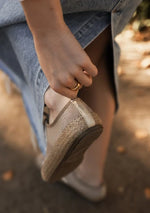 Laden Sie das Bild in den Galerie-Viewer, Sneaker Jaida sand
