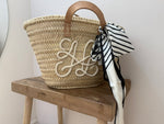 Laden Sie das Bild in den Galerie-Viewer, The Bruna Midi Bag
