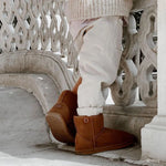 Laden Sie das Bild in den Galerie-Viewer, Wasserfester Boot Wallaby Mini Chestnut

