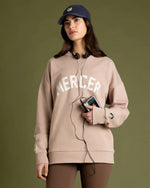 Laden Sie das Bild in den Galerie-Viewer, The Mercer Logo Sweat - Cognac
