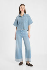 Laden Sie das Bild in den Galerie-Viewer, Jeansbluse Zuri
