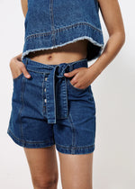 Laden Sie das Bild in den Galerie-Viewer, Jeans Short Nema
