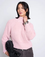 Laden Sie das Bild in den Galerie-Viewer, Jumper Ola Pale Pink GOTS
