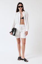 Laden Sie das Bild in den Galerie-Viewer, Caracas Shirt White
