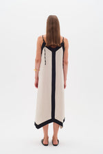Laden Sie das Bild in den Galerie-Viewer, Leinenkleid Rigitta
