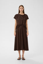 Laden Sie das Bild in den Galerie-Viewer, Silk Dress Lake

