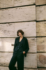 Laden Sie das Bild in den Galerie-Viewer, Glitzer Nadelstreifenweste Valentine
