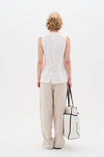 Laden Sie das Bild in den Galerie-Viewer, Leinen Weste Farida Pure White
