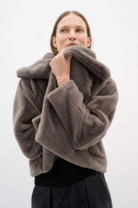 Short Coat Yobo
