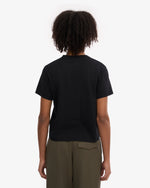 Laden Sie das Bild in den Galerie-Viewer, Organic Boxy Crop Tee - Deep Black
