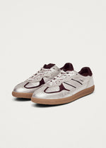 Laden Sie das Bild in den Galerie-Viewer, Sneaker tb.490 Grain Shimmer Silver Burgundy
