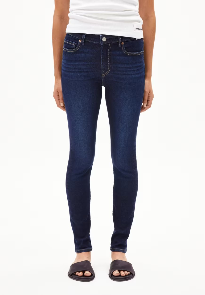 Skinny Jeans Tillaa demure