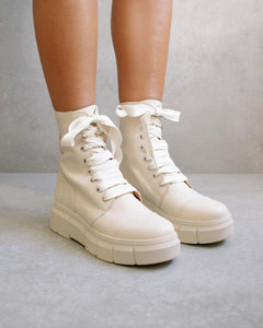Combat Boots Can Can Beige